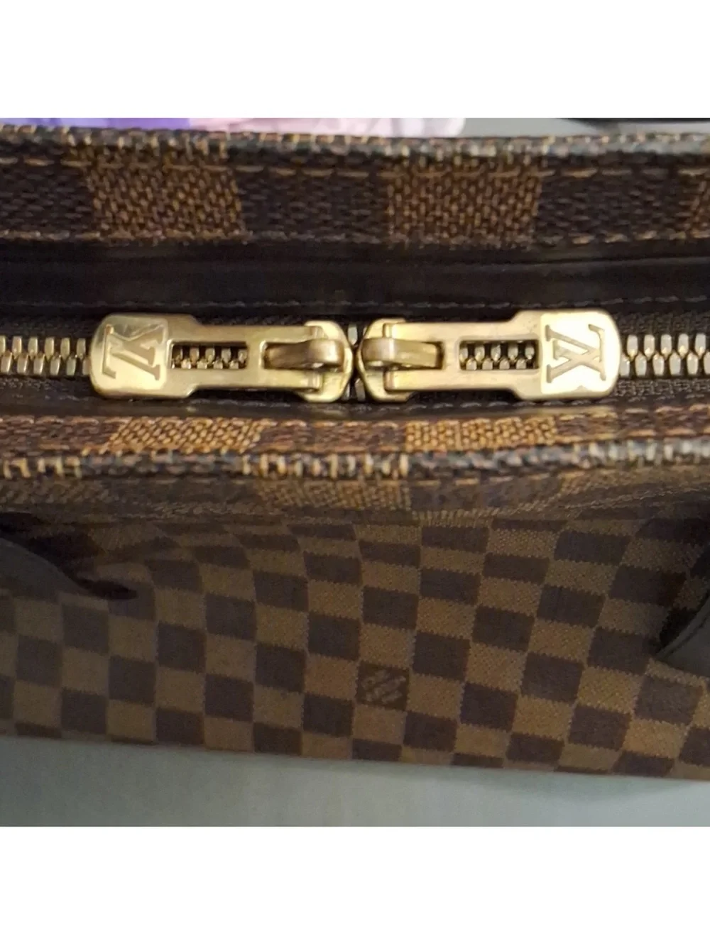 Louis Vuitton Damier Ebene Chelsea Bag
